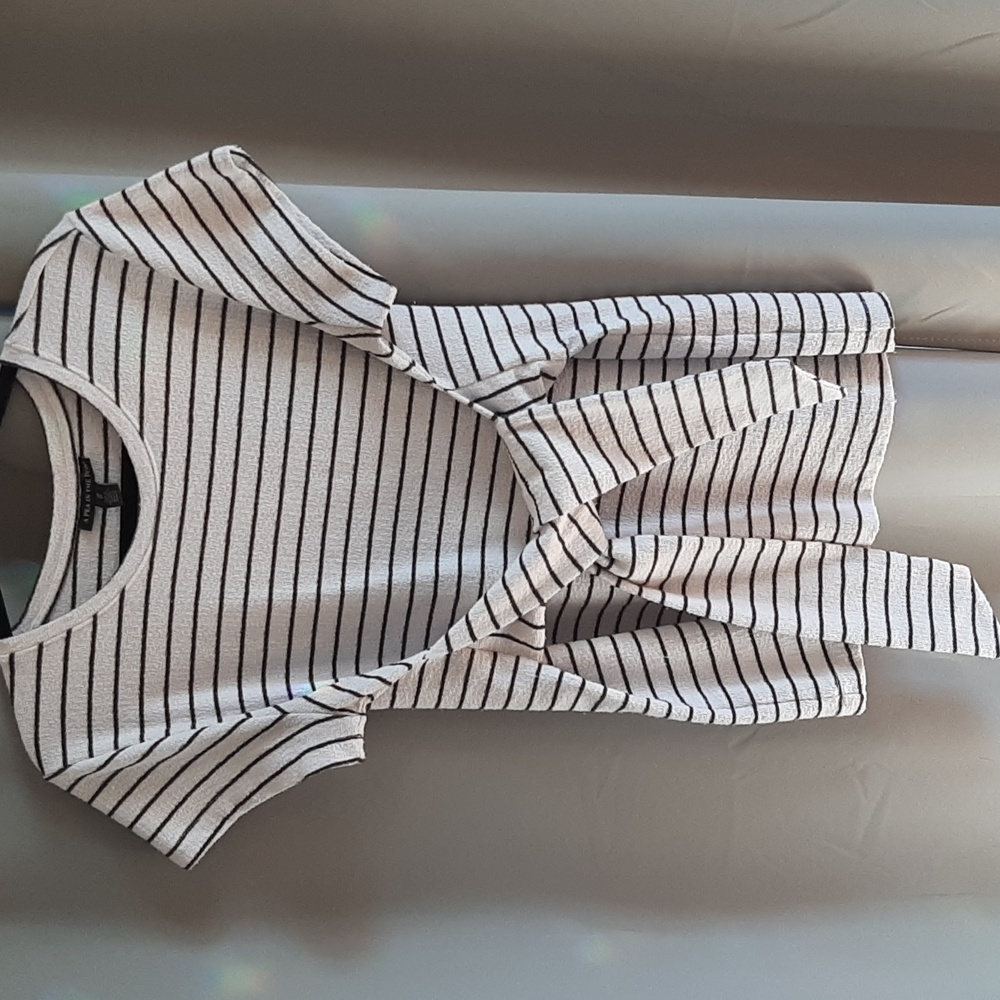 A Pea in the Pod Maternity Top